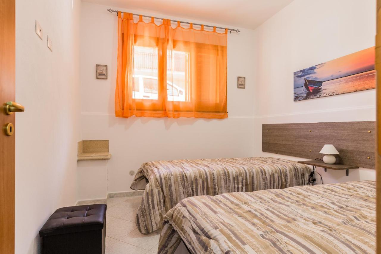 Anna'S House Near The Sandy Beach And With Wifi Avola Bagian luar foto