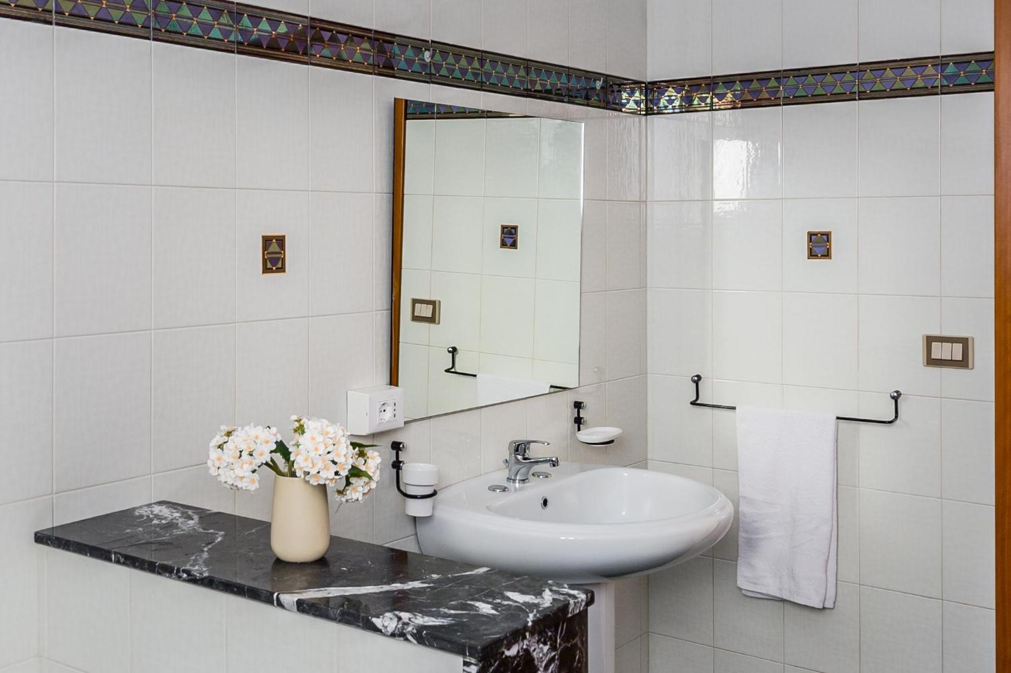 Anna'S House Near The Sandy Beach And With Wifi Avola Bagian luar foto